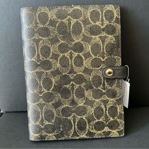 NWT Coach Loved Canvas Notebook 🤎🖤